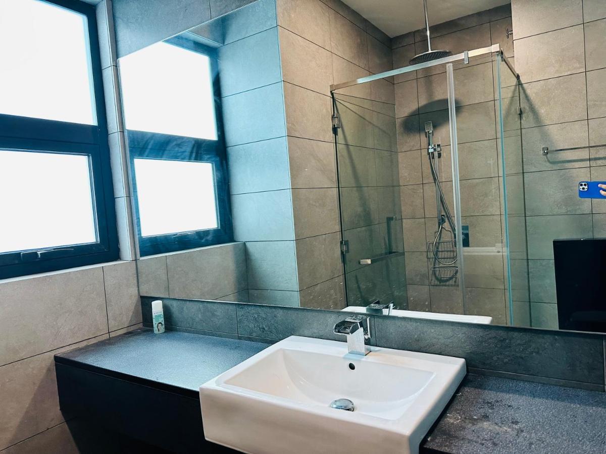 Grand Millennium Suite At Opus Residence Kuala Lumpur Esterno foto